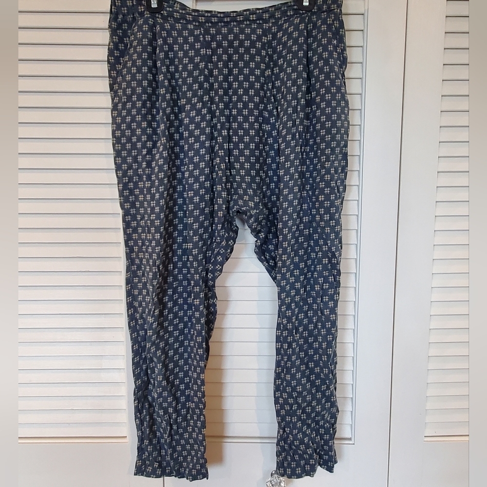 Urban Outfitters BDG size M pant